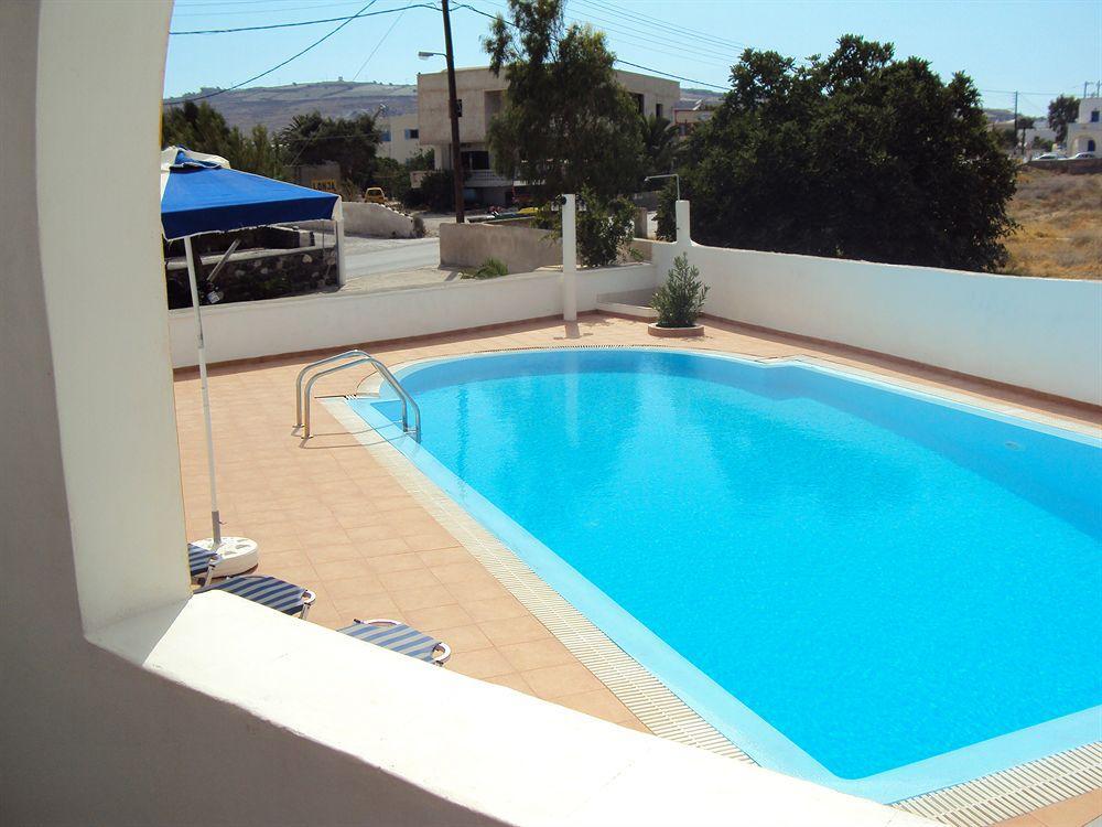 Privée Santorini Hotel Perissa (Santorini)