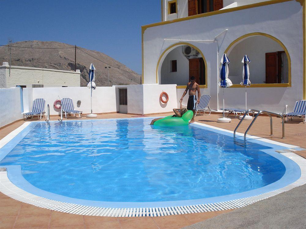 Privée Santorini Hotel Perissa (Santorini)