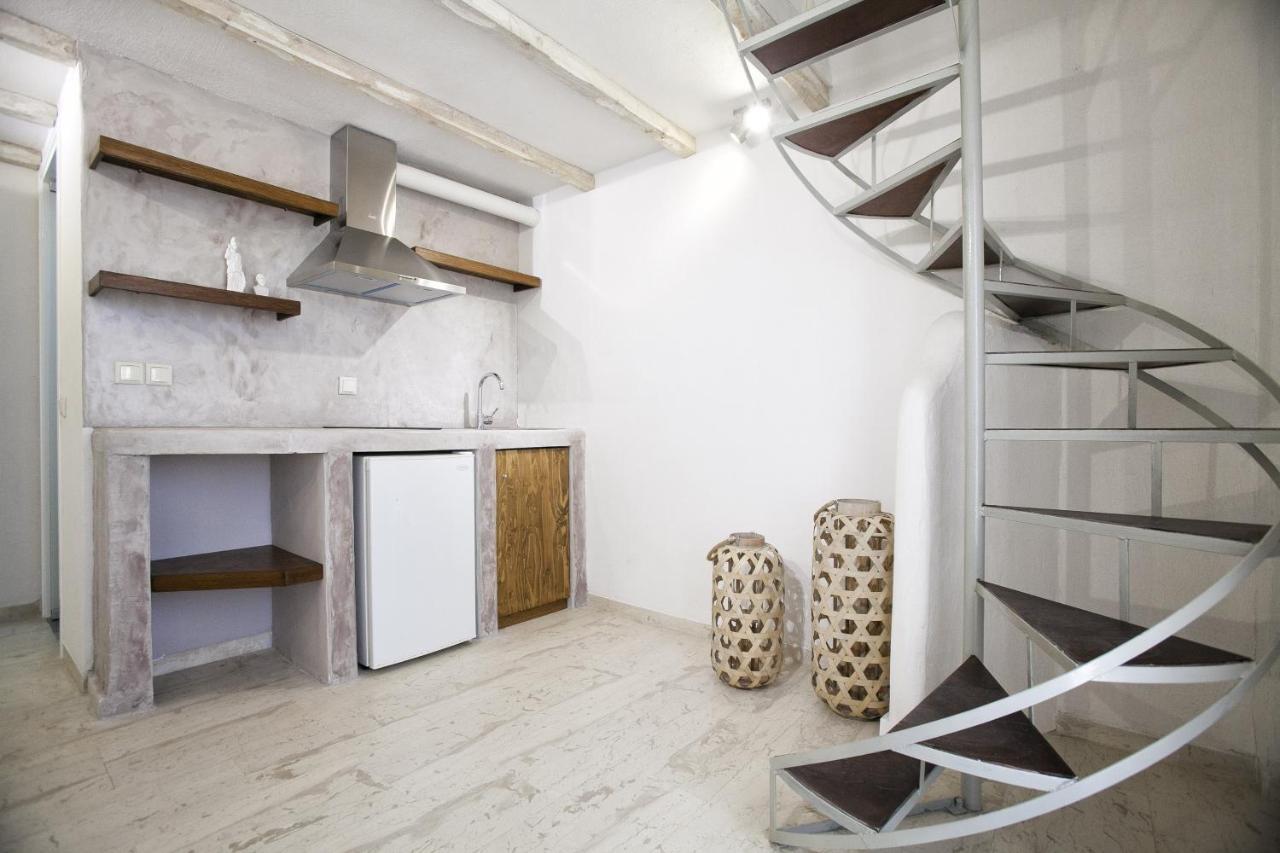 Privée Santorini 2*